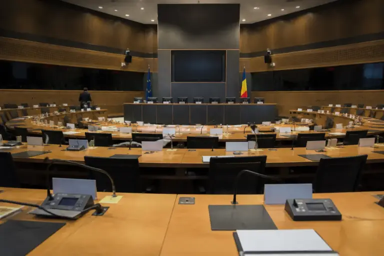 Sorin Grindeanu atacă USR după eșecul rezoluției privind statul de drept în România